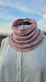 Little Buds of Love Cowl