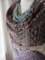 Waves, Lace and Light Wrap - Image 4